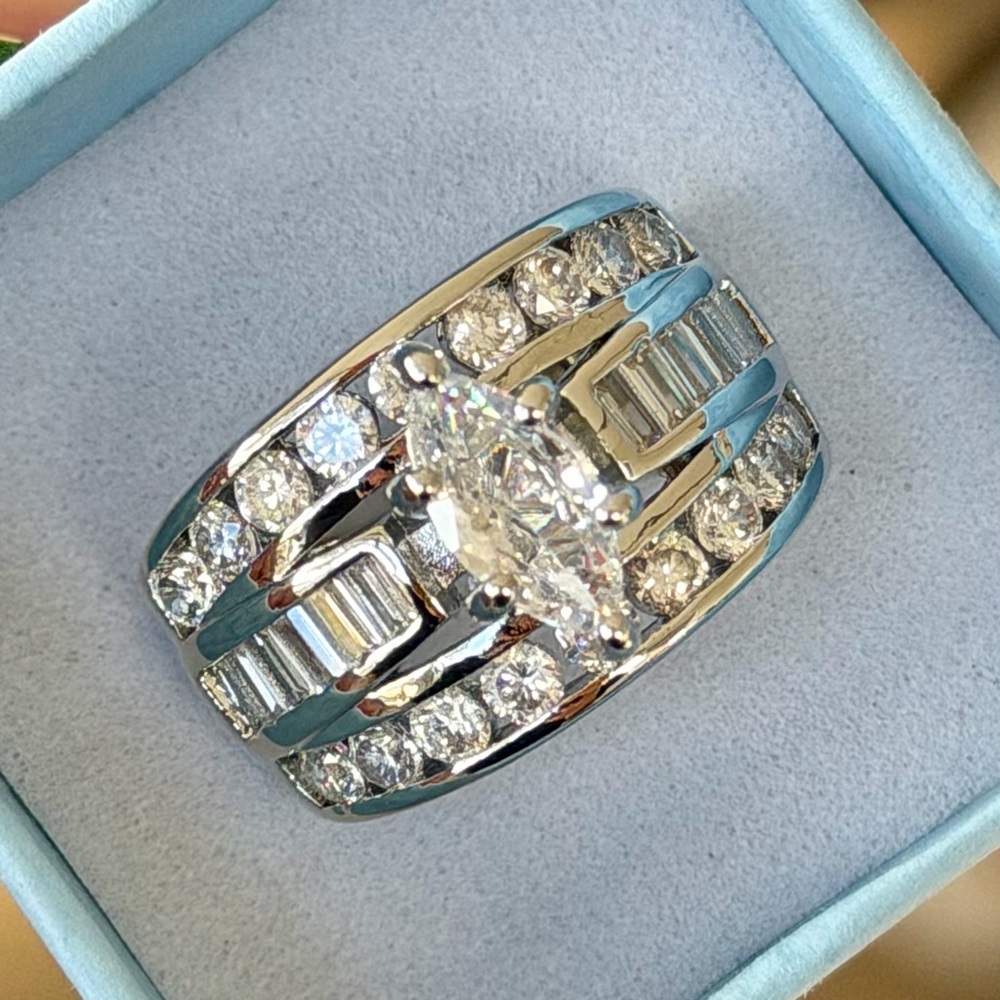 New Gorgeous Silver Tone Pave/Stackable Zircon Ri… - image 3